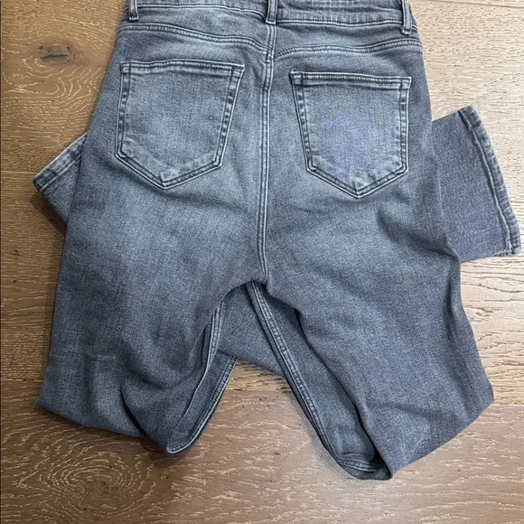 Zara High Rise Gray Wash Jeans Size 6 EUR 38 - Picture 5 of 5